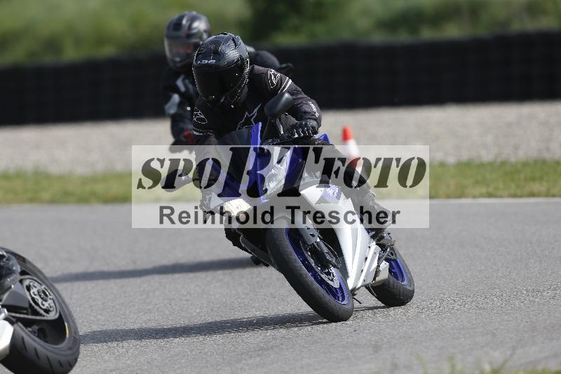 /Archiv-2024/17 01.05.2024 Speer Racing ADR/Schnuppertraining